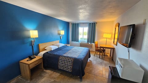 Blackout drapes, iron/ironing board, free WiFi