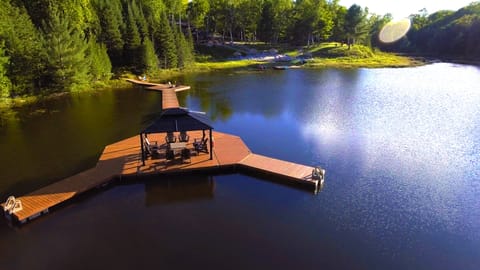 Dock