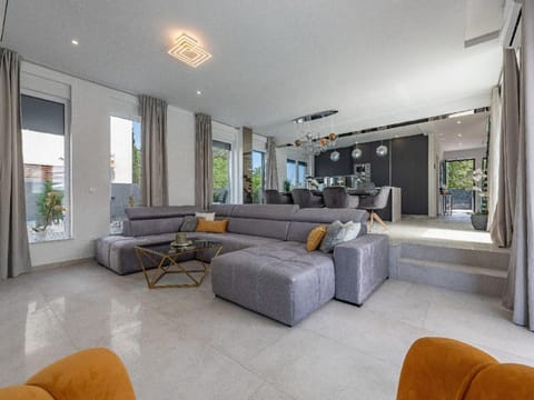 Villa | Living area