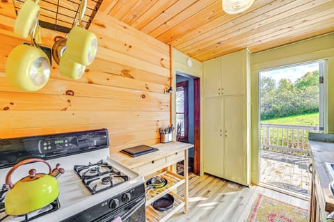 Cottage (2 Bedrooms) | Interior