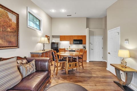 Suite, 1 Bedroom | Living area | Smart TV, streaming services