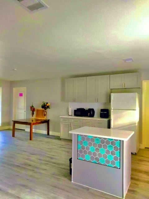 Economy Shared Dormitory, Mixed Dorm | Living area