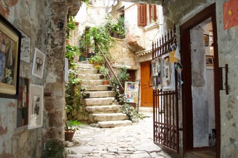 Apartment | Exterior