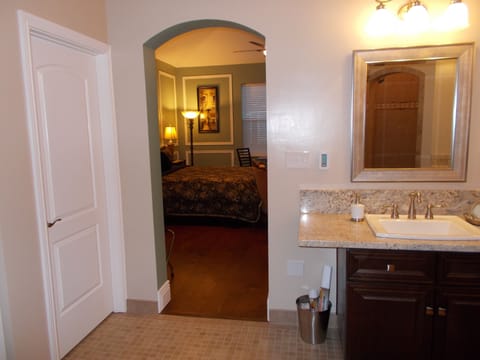 Luxury Suite, 1 King Bed (Stevenson Suite) | Bathroom amenities | Free toiletries, hair dryer, bathrobes, slippers