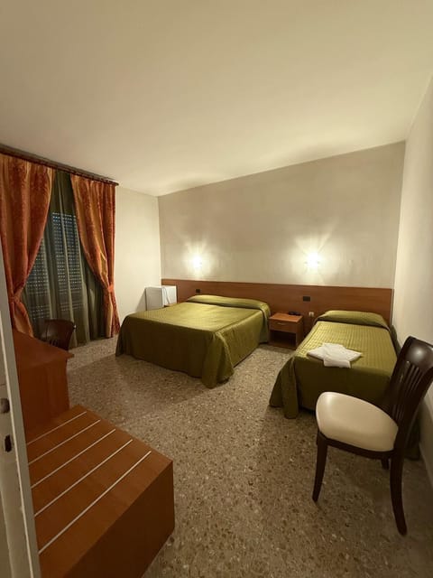 Double or Twin Room | In-room safe, free WiFi