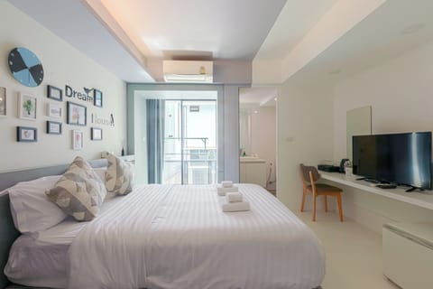 Family Suite | Soundproofing, iron/ironing board, free WiFi