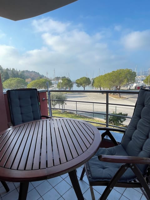 Premium Apartment, 1 Bedroom, Balcony, Sea View | Balcony