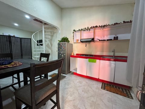 Basic Apartment, Patio | Private kitchen