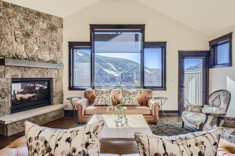 Townhome, 4 Bedrooms | Living area | Smart TV