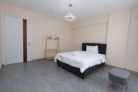 Standard Room | Desk, free WiFi