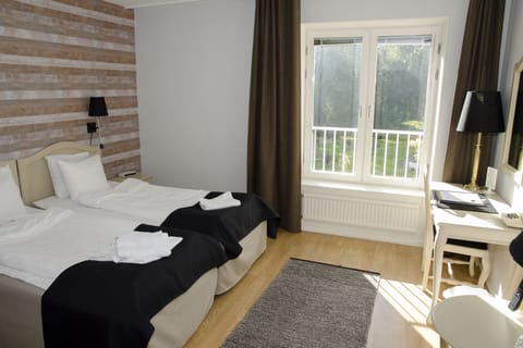 Standard Room | Desk, free WiFi, wheelchair access
