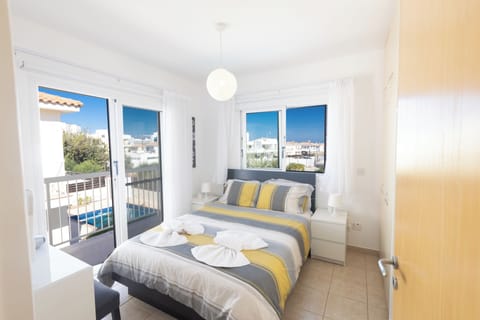 Villa, 3 Bedrooms | 3 bedrooms, soundproofing