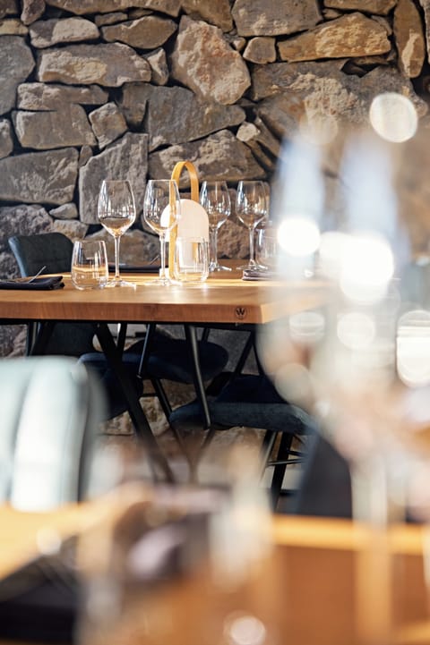 Breakfast, lunch and dinner served