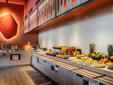 Daily buffet breakfast (EUR 16 per person)