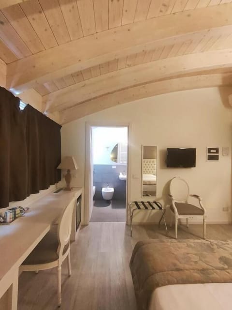 Standard Double or Twin Room, 2 Bedrooms, Tower | Bathroom | Free toiletries, hair dryer, bidet, towels