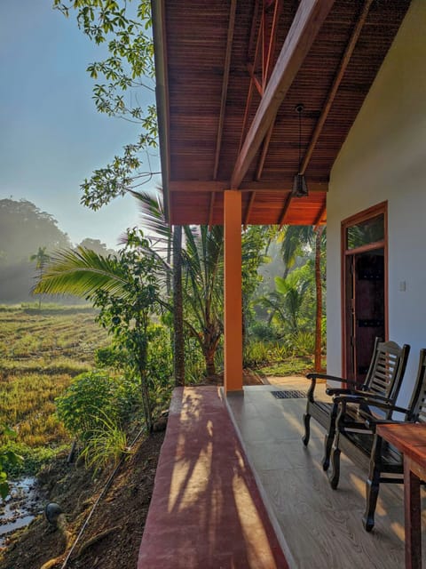 Deluxe Double Room, Private Bathroom, Mountain View | Desk, laptop workspace, soundproofing