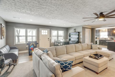 House (3 Bedrooms) | Interior