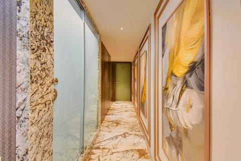 Superior 2BHK Suite room | Desk, laptop workspace, iron/ironing board, free WiFi
