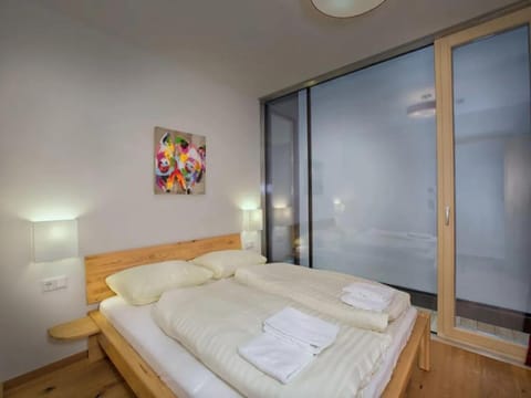 House | 3 bedrooms, bed sheets