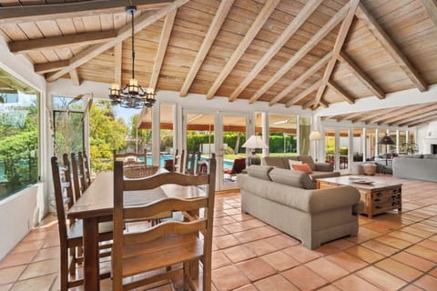 House, Multiple Beds, Pool Access, Mountain View (San Jacinto Villa) | Dining