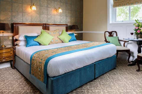 Individually decorated, blackout drapes, iron/ironing board, free WiFi