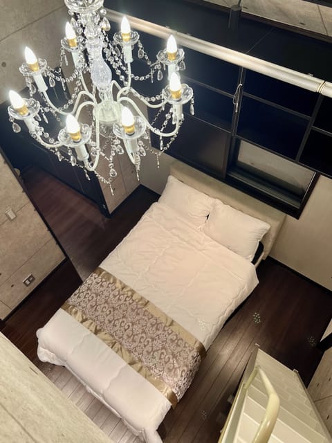 Luxury Suite, City View | Living area | 40-inch Smart TV with satellite channels, Netflix, streaming services