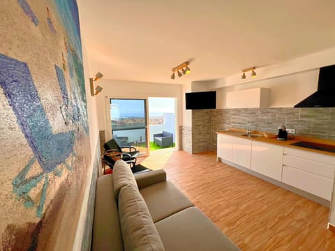 Comfort Bungalow, Sea View | In-room dining