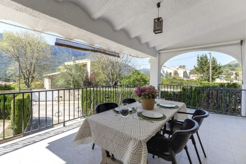 Villa | Outdoor dining