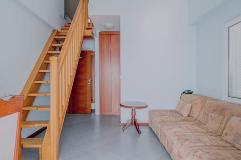 Gallery Duplex, Multiple Beds, Sea View | Free WiFi