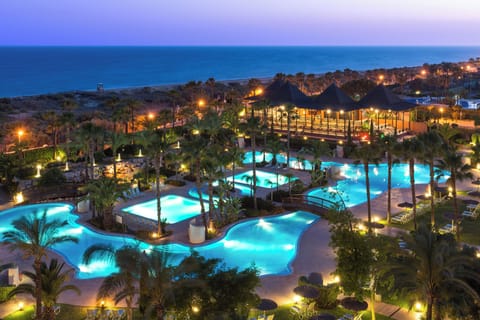 Indoor pool, 4 outdoor pools, pool umbrellas, sun loungers