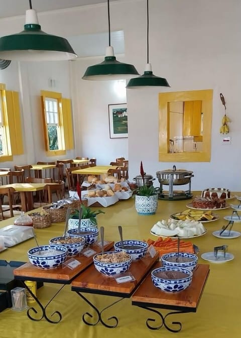 Free daily self-serve breakfast