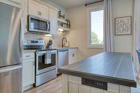 Apartment (1 Bedroom) | Interior