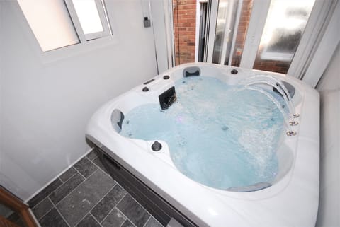 House, 3 Bedrooms | Interior
