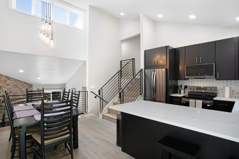 Townhome, 4 Bedrooms | Interior