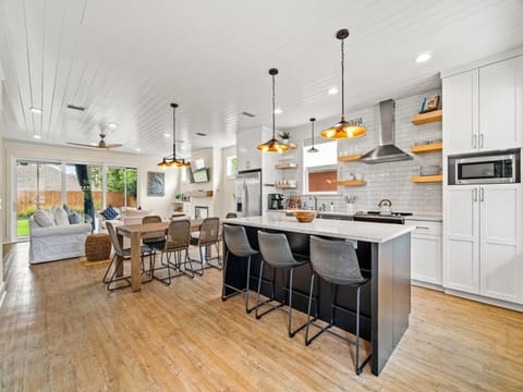 Studio (4 Bedrooms) | Miscellaneous