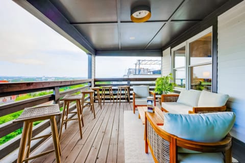 House | 4 bedrooms, high-speed internet