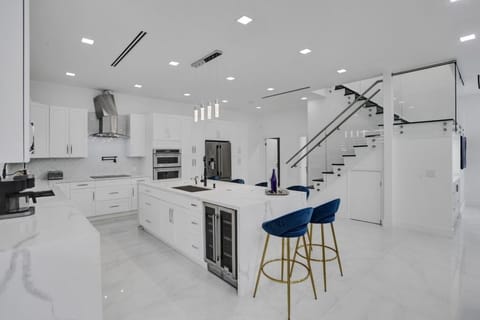 Villa, 4 Bedrooms | Private kitchen | Fridge, oven, coffee/tea maker, electric kettle