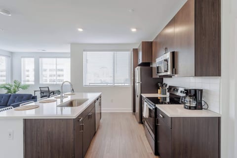 Apartment | Private kitchen | Fridge, microwave, oven, dishwasher