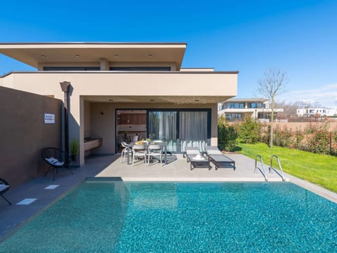 Villa | Pool | Indoor pool, outdoor pool