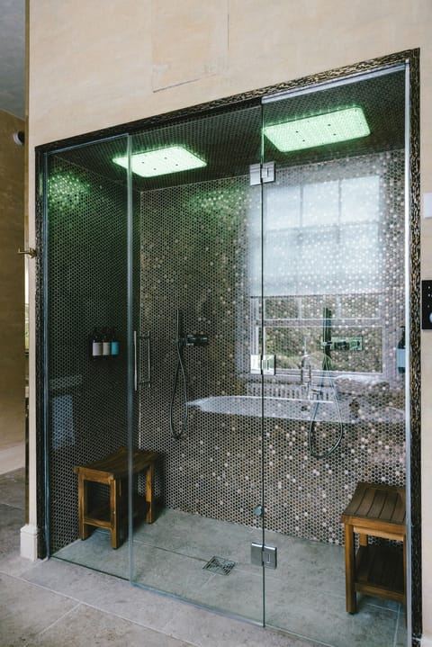 Junior Studio Suite | Egyptian cotton sheets, premium bedding, memory foam beds, minibar