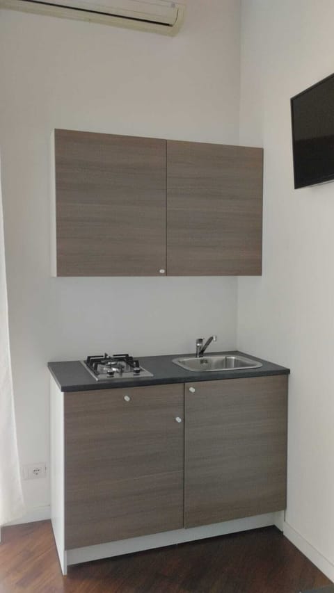 Comfort Duplex, Balcony, City View | Iron/ironing board, free WiFi