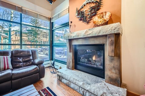 Townhome, 3 Bedrooms | Living area | Smart TV