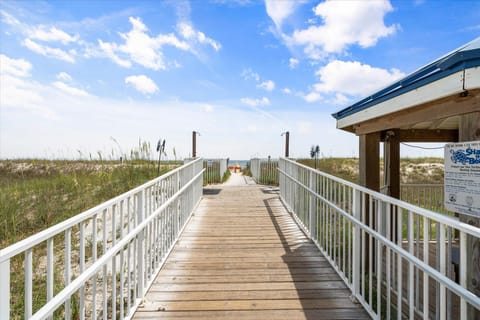 Condo, 1 King Bed with Sofa bed (Sugar Beach 355) | Property grounds
