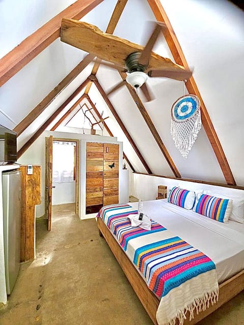 Comfort Cabin | Living area | 32-inch Smart TV with digital channels