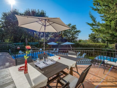 Villa | Pool | Indoor pool, outdoor pool