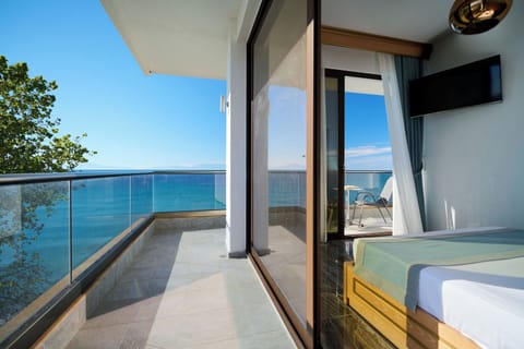 Junior Suite, Balcony, Sea View | Terrace/patio