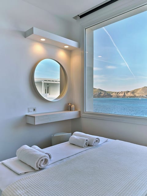 Apartment, Balcony, Sea View | In-room safe, free WiFi