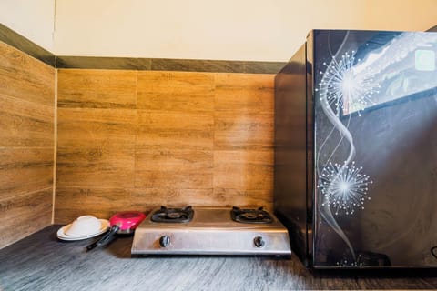 Panoramic House, Garden View | Private kitchen