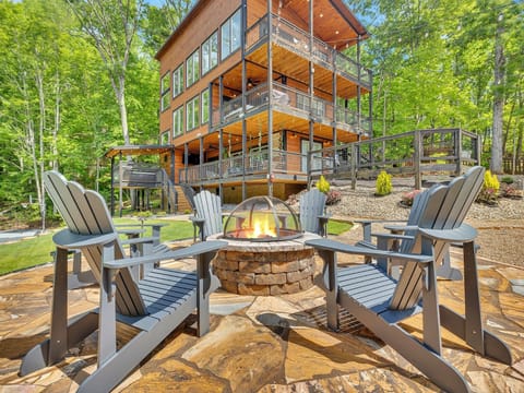 Cabin, 4 Bedrooms | Terrace/patio