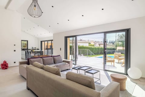 Villa | Living area